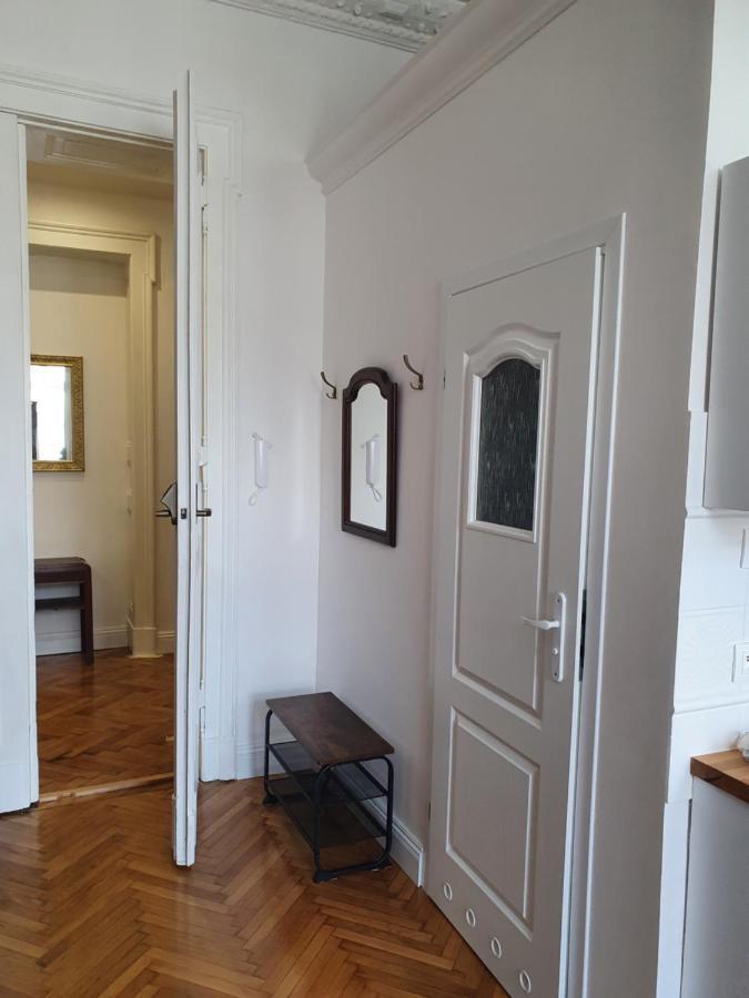 Prestige Aparthotel Piotrkowska 82 - Wyjatkowy Widok Na Deptak Λοτζ Εξωτερικό φωτογραφία
