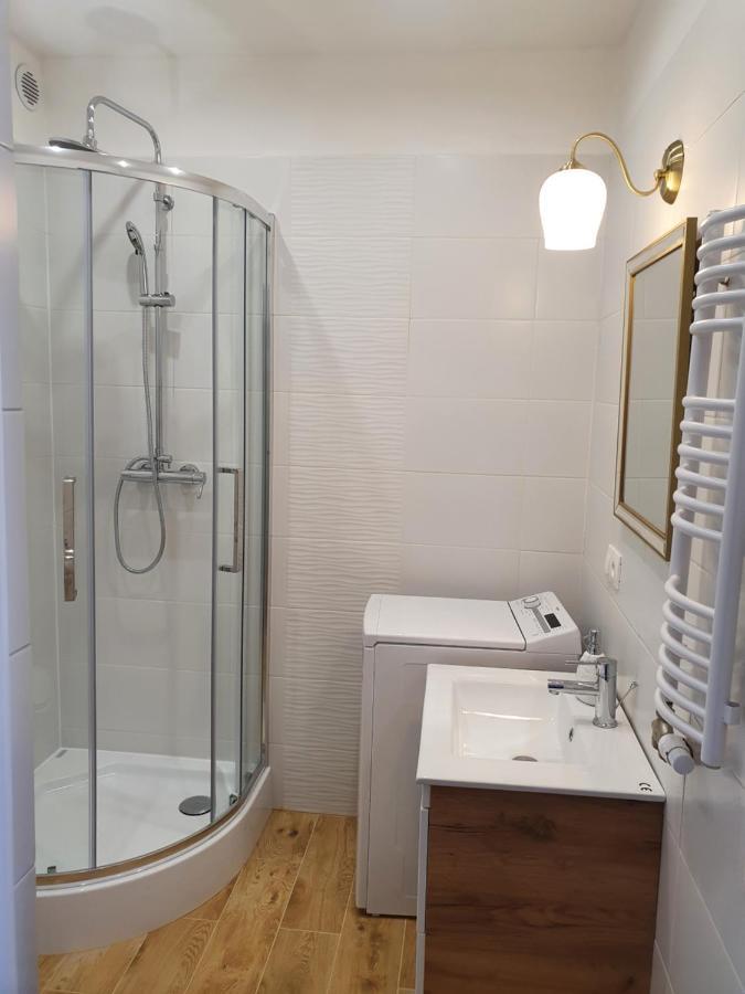 Prestige Aparthotel Piotrkowska 82 - Wyjatkowy Widok Na Deptak Λοτζ Εξωτερικό φωτογραφία