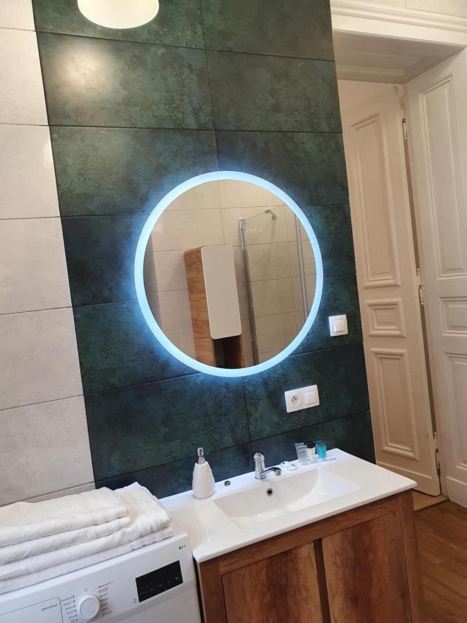 Prestige Aparthotel Piotrkowska 82 - Wyjatkowy Widok Na Deptak Λοτζ Εξωτερικό φωτογραφία