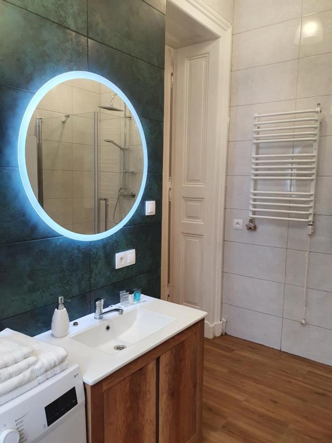 Prestige Aparthotel Piotrkowska 82 - Wyjatkowy Widok Na Deptak Λοτζ Εξωτερικό φωτογραφία